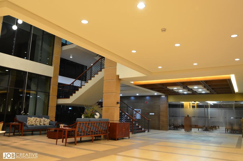 Rivermount Hotel And Resort Sarrat Buitenkant foto