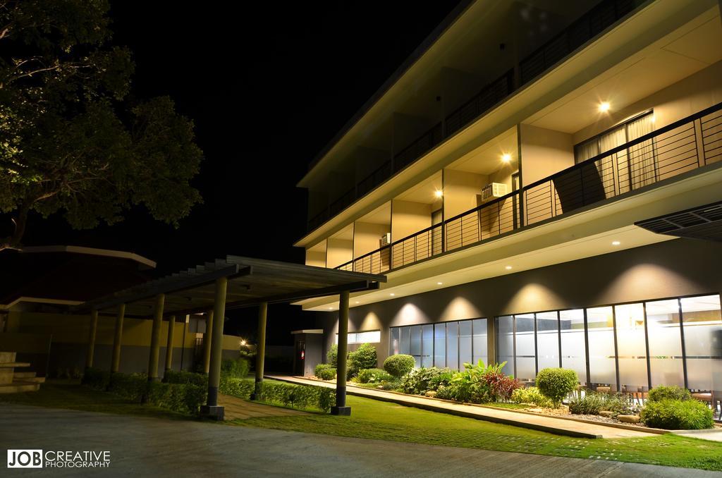 Rivermount Hotel And Resort Sarrat Buitenkant foto