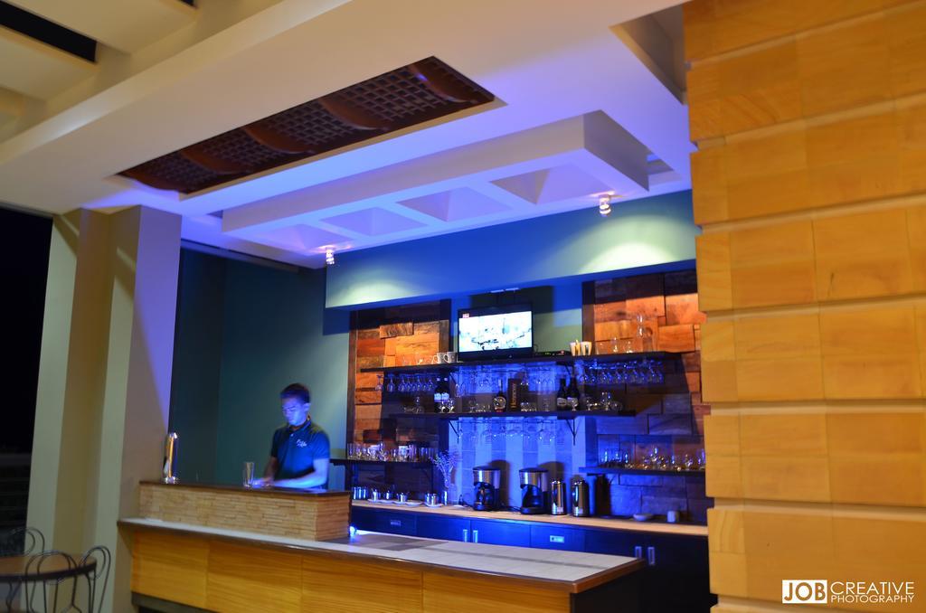 Rivermount Hotel And Resort Sarrat Buitenkant foto