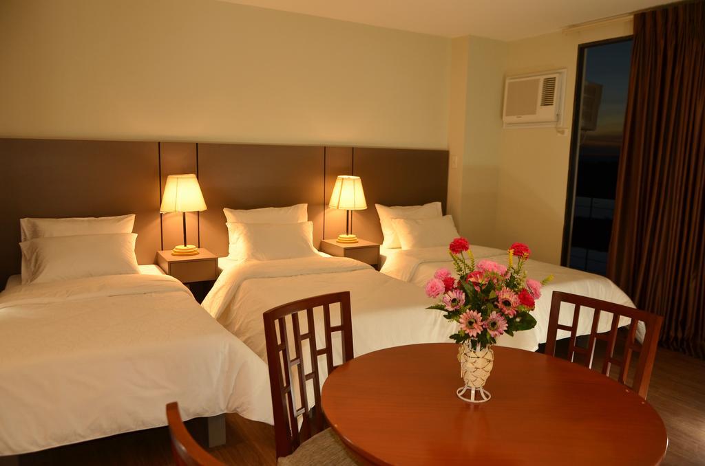 Rivermount Hotel And Resort Sarrat Buitenkant foto