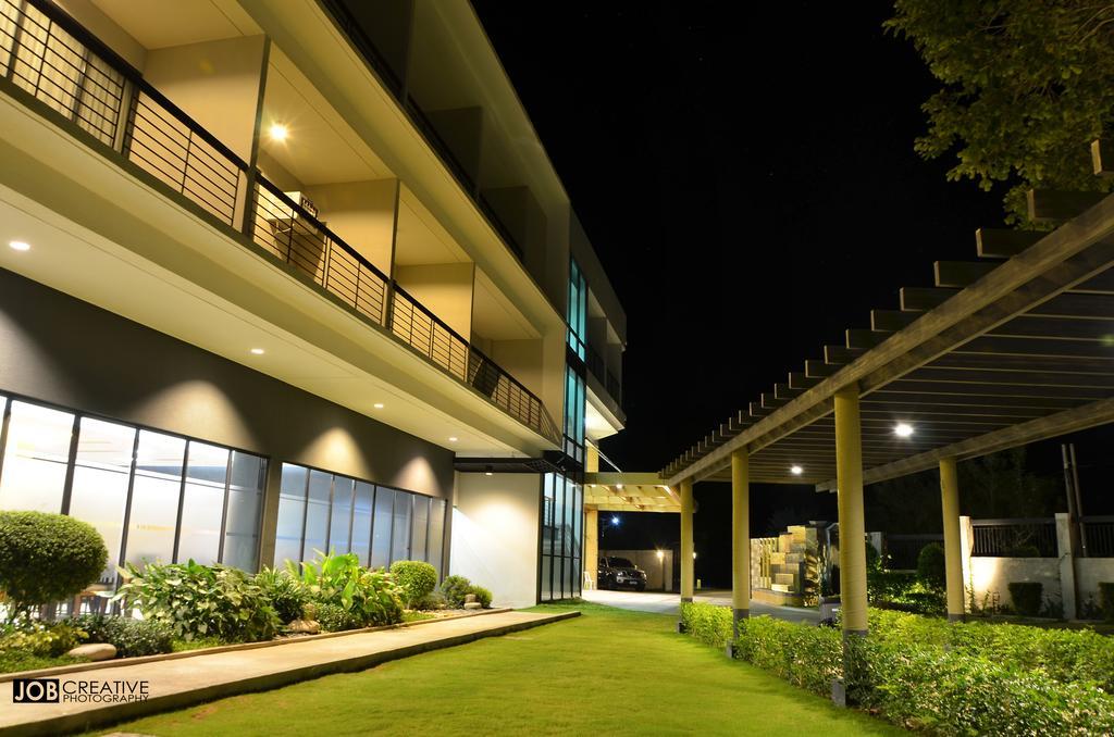 Rivermount Hotel And Resort Sarrat Buitenkant foto