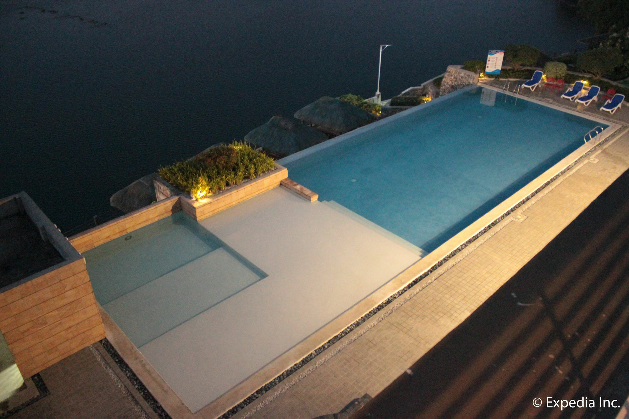 Rivermount Hotel And Resort Sarrat Buitenkant foto